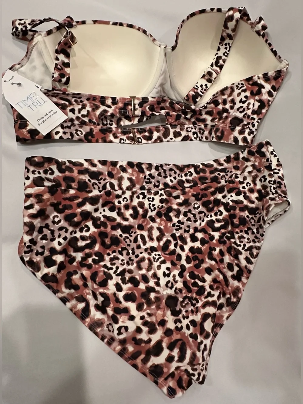 Women’s Two-Piece Swimsuit Mixed Sizes 3X Top; XL Bottom